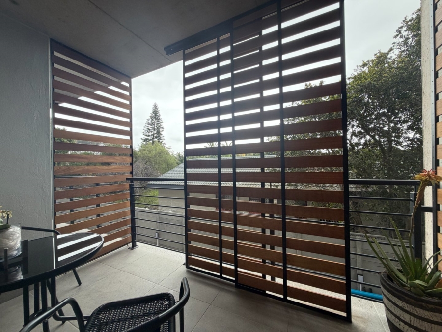 1 Bedroom Property for Sale in Table View Western Cape